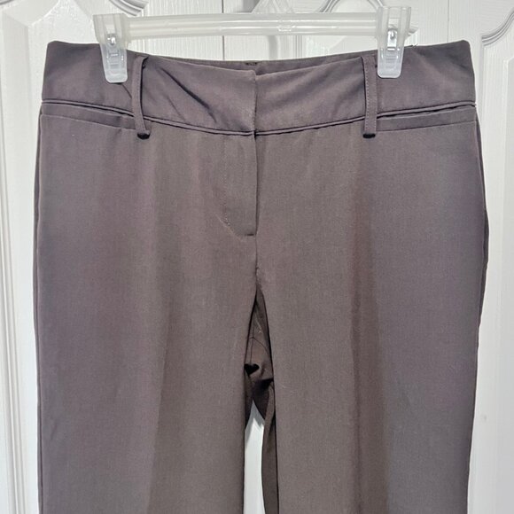 Larry Levine-Women's Brown Dress Pants-Size 10-Stretch-Casual-Long-Comfy-Neutral - Picture 1 of 16